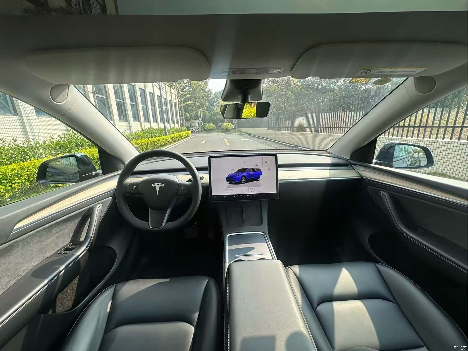 Tesla Model Y, 2023 6