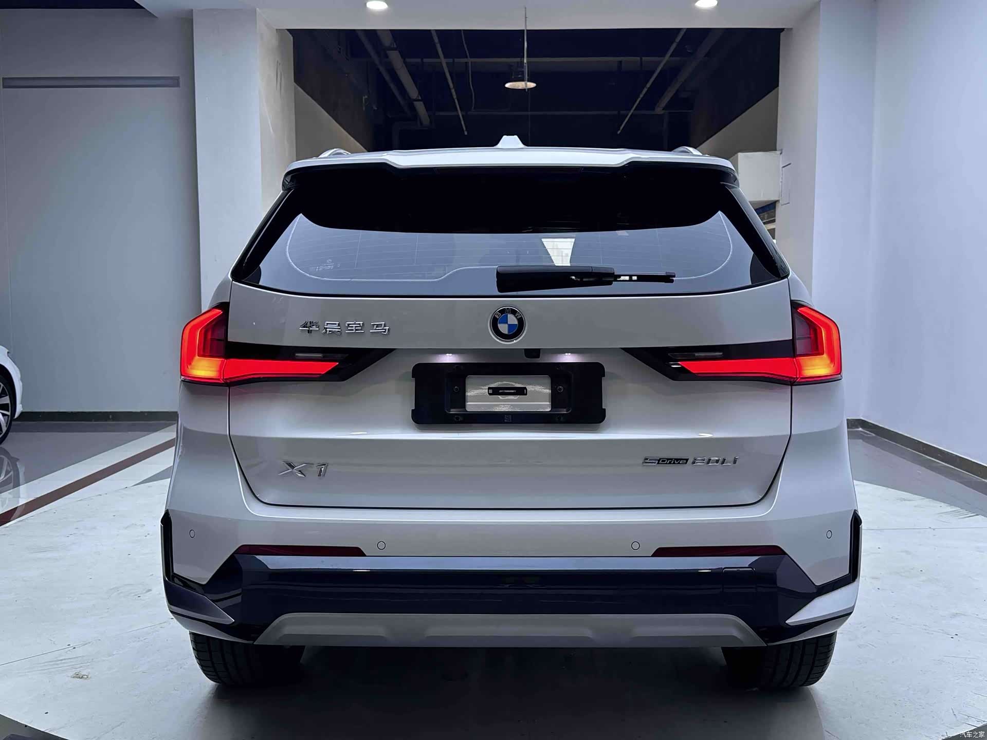BMW X1, 2024 все фото