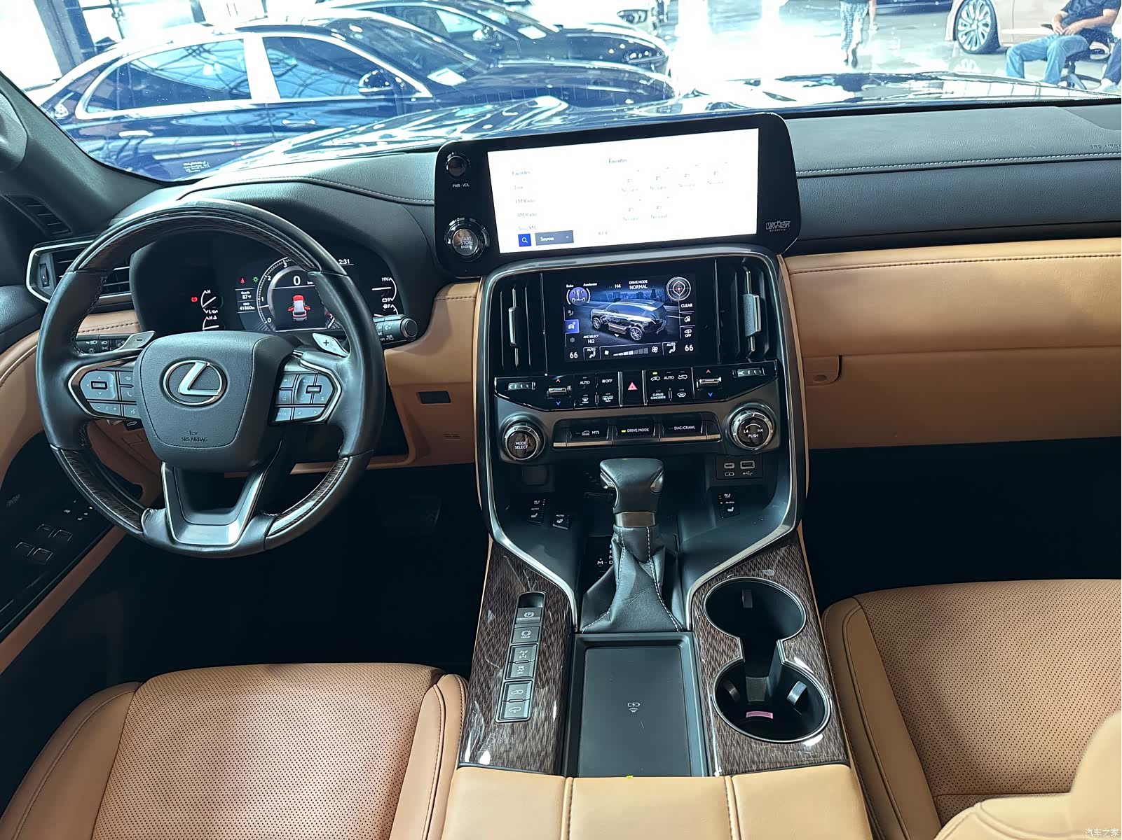 Lexus LX, 2024 15