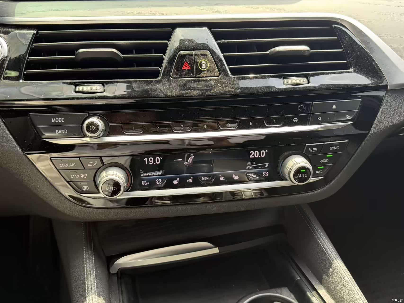 BMW 5 Series, 2022 4