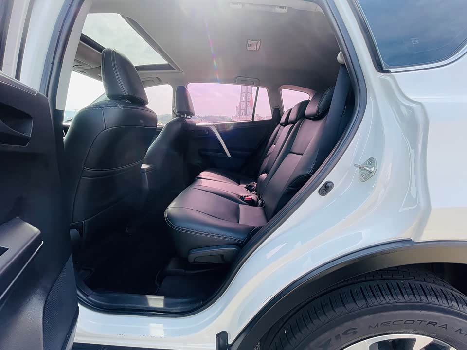 Toyota RAV4 Rongfang