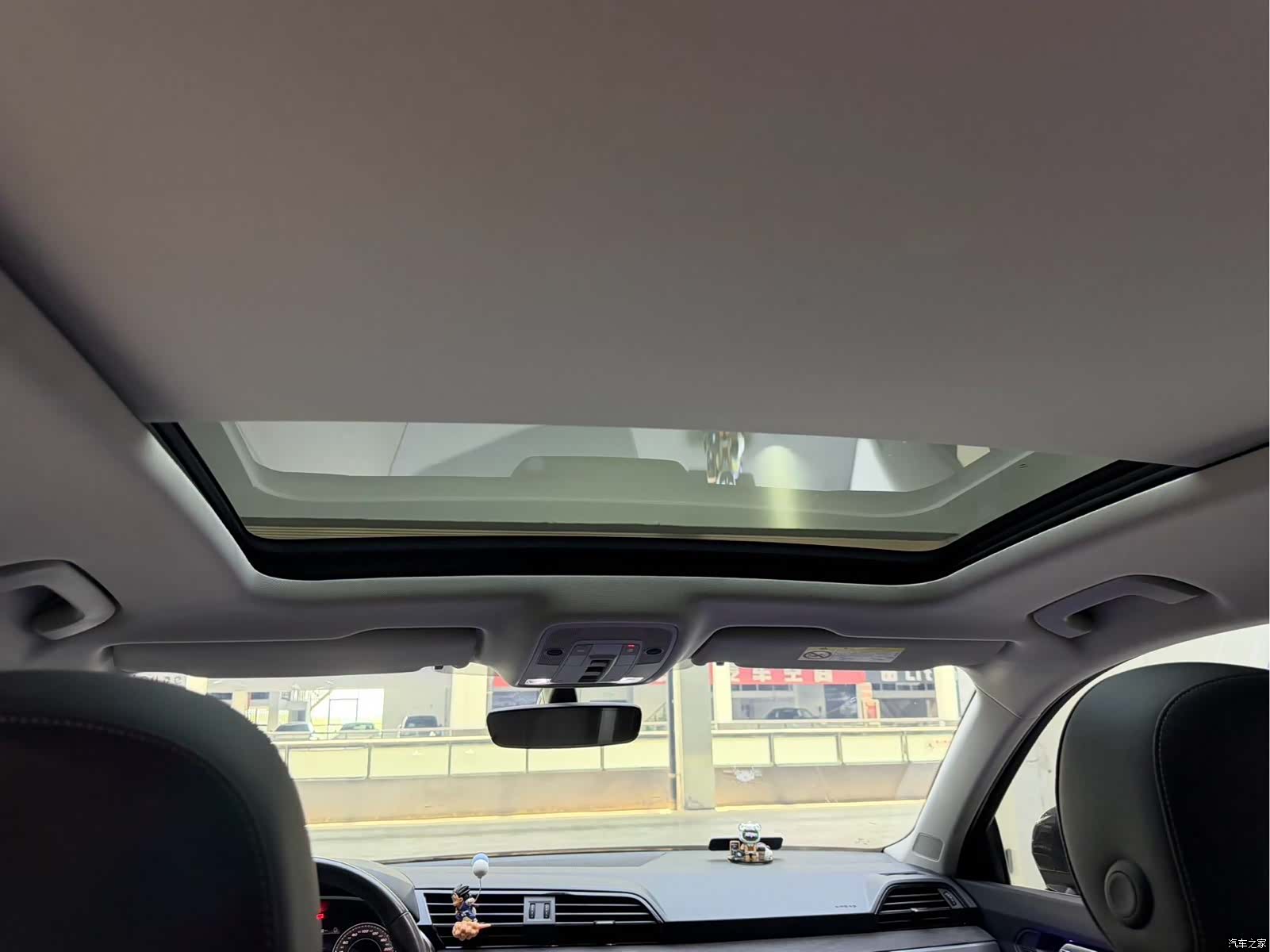 Audi Q3, 2023 13