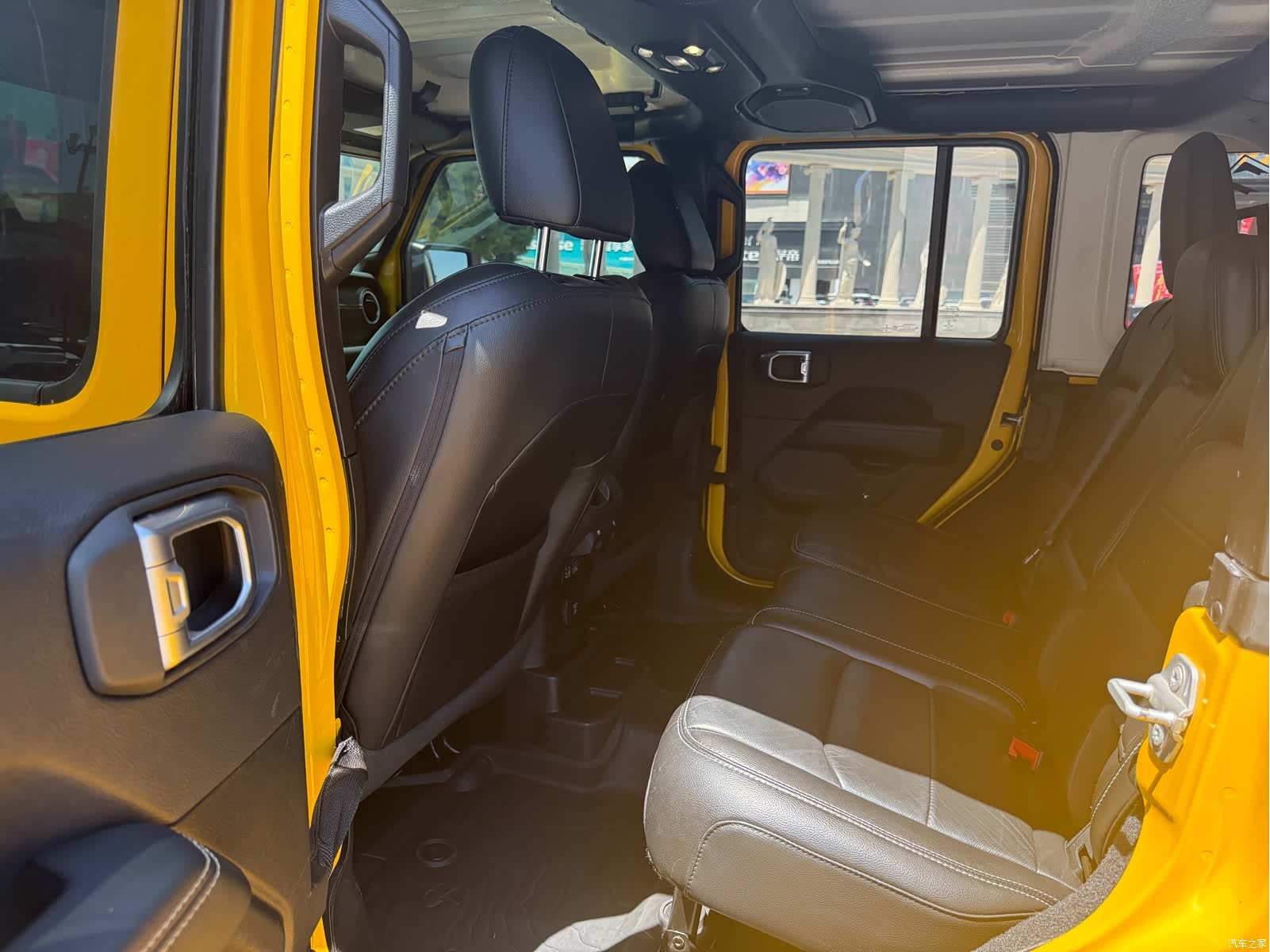 Jeep Wrangler, 2021 все фото