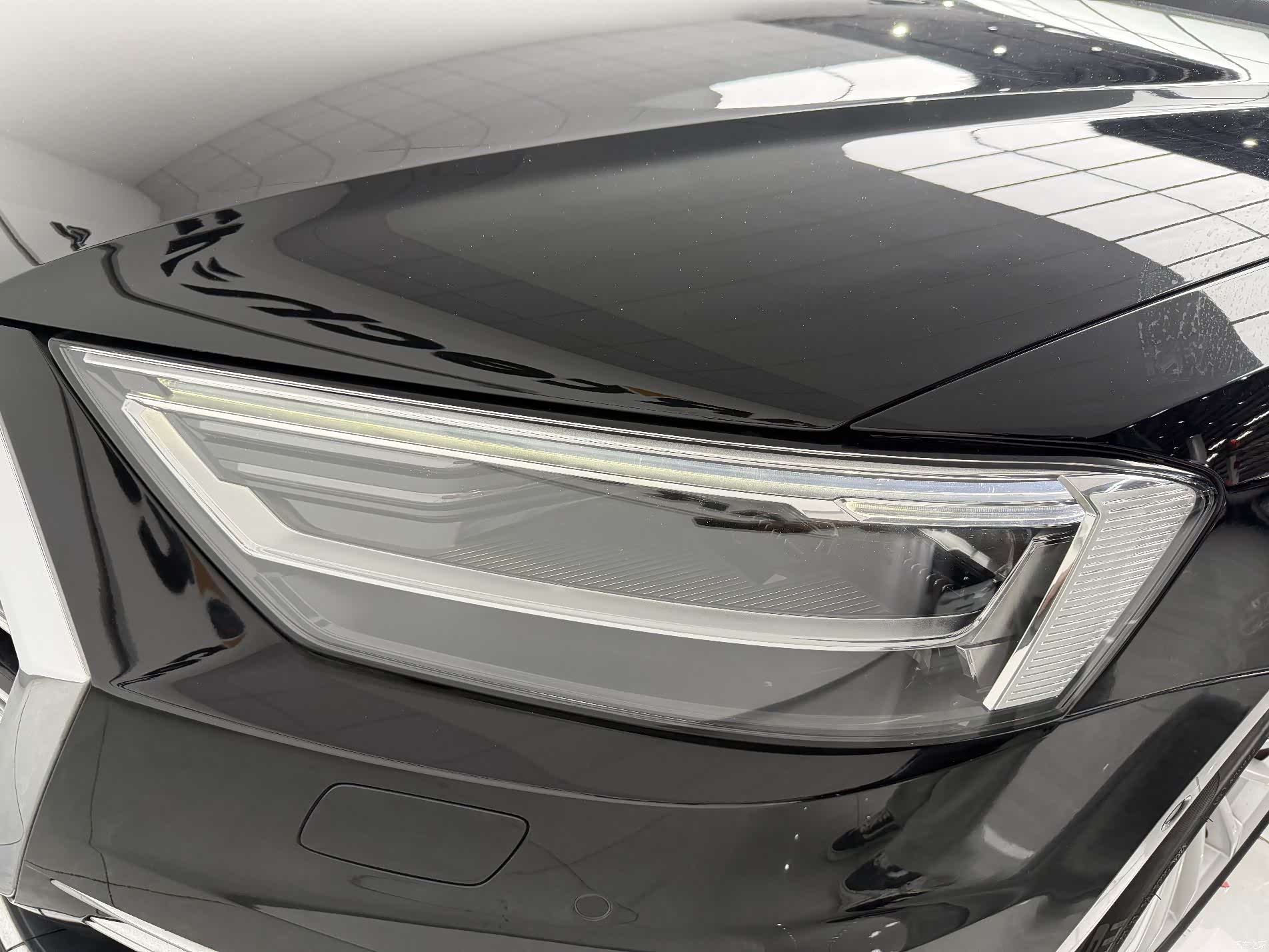 Audi A8L, 2023 14