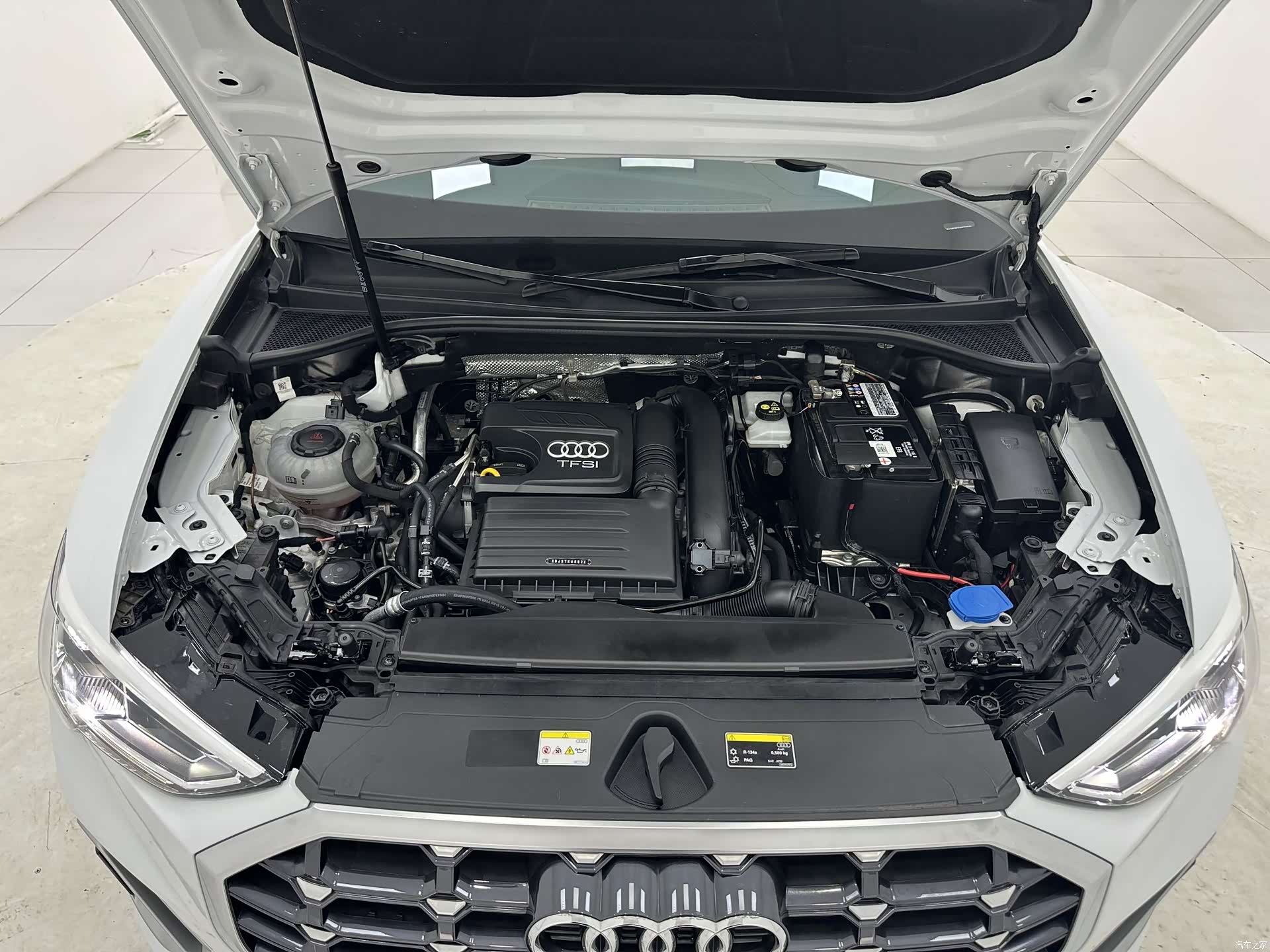 Audi Q3, 2023 18