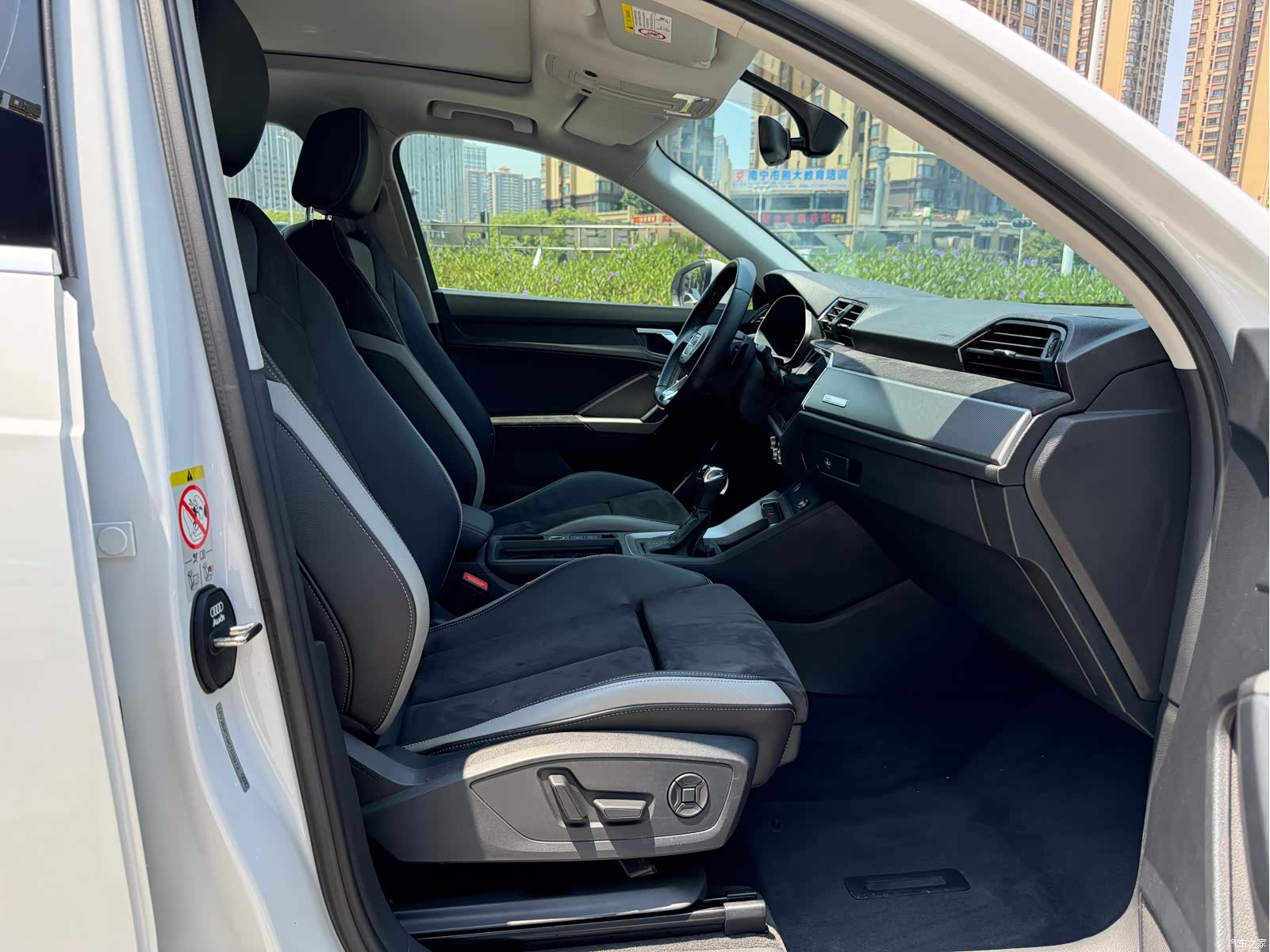 Audi Q3, 2019 25