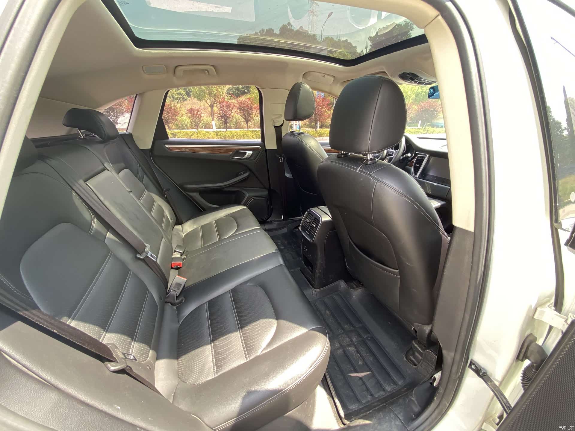 Zotye SR9, 2017 15