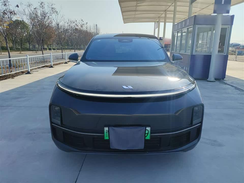 Li Auto Ideal L8