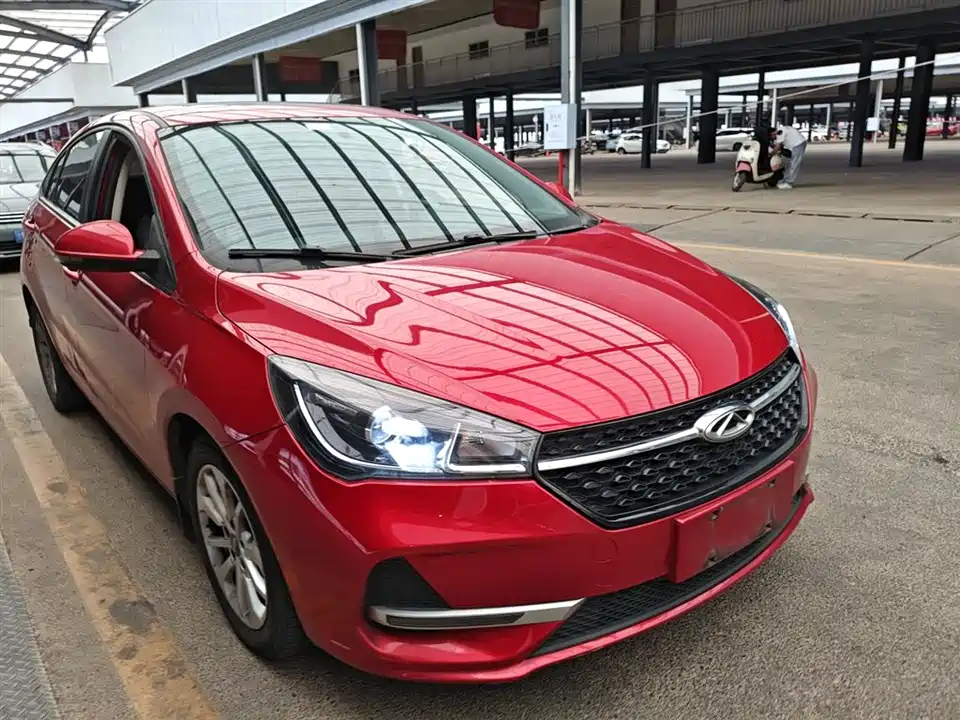 Chery Arrizo 5
