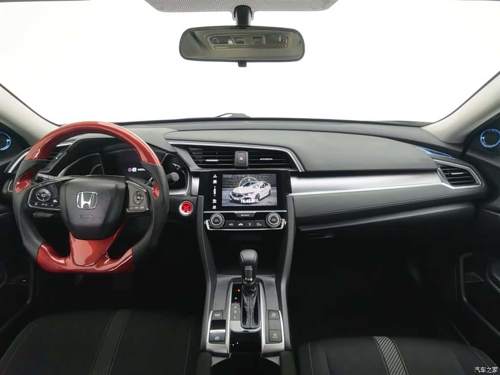 Honda Civic, 2018 все фото