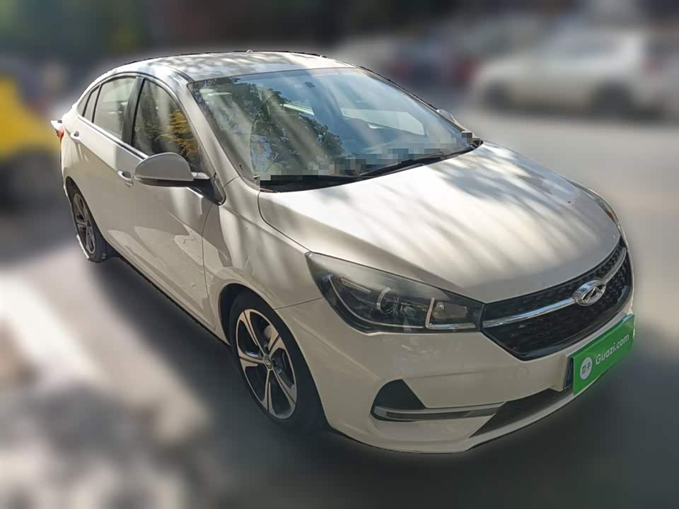 Chery Arrizo 5