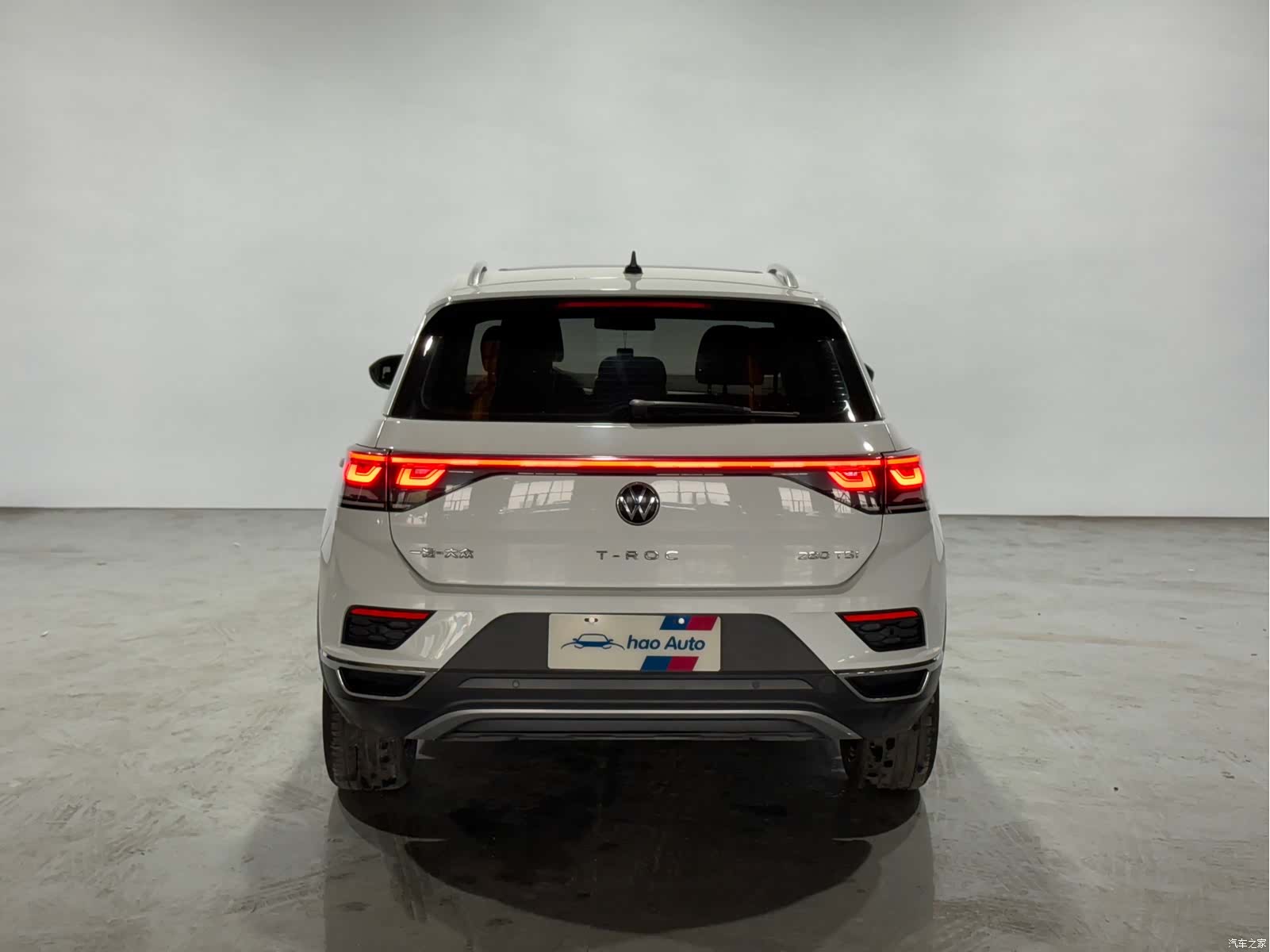 Volkswagen T-ROC, 2023 все фото