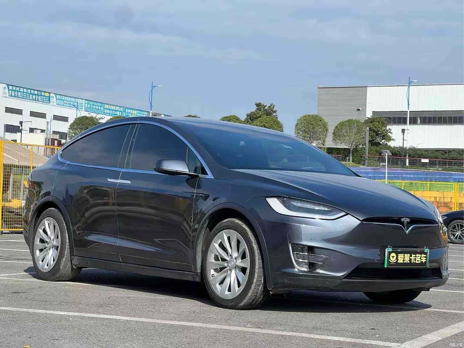 Tesla Model X, 2017 6