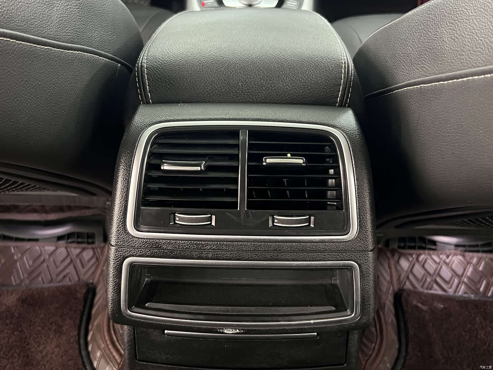 Audi A6L, 2018 13