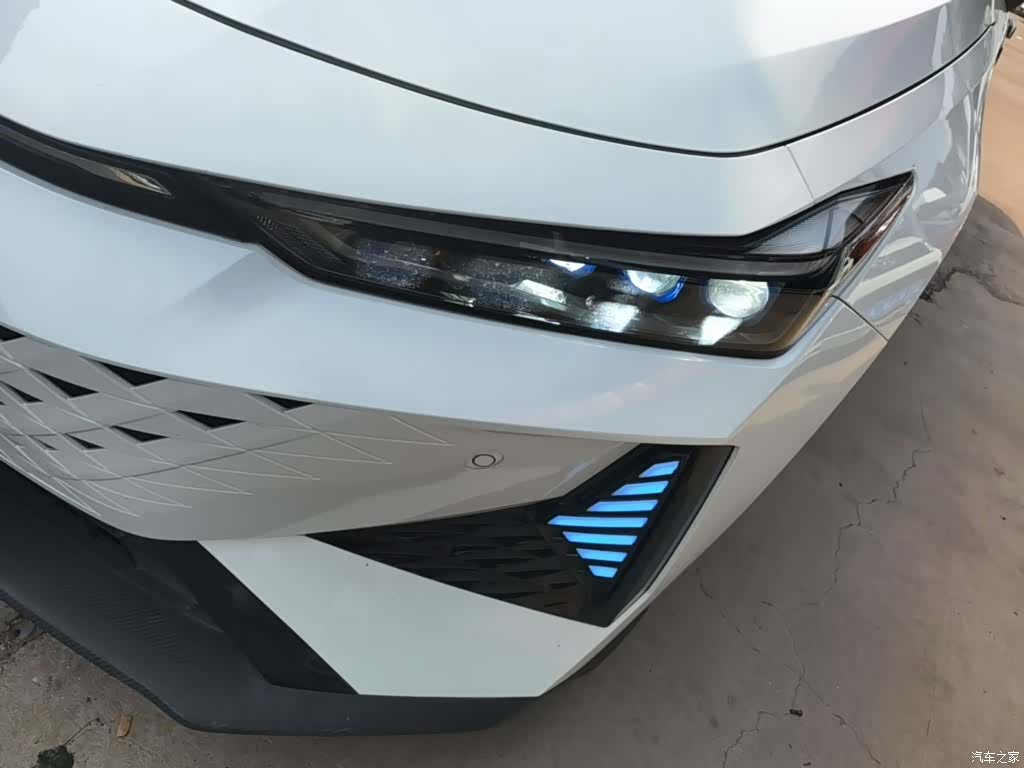 Changan UNI-V, 2024 24