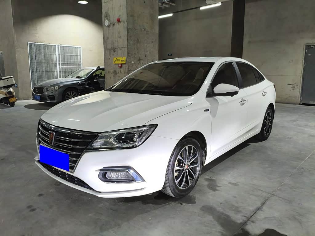 Roewe i5