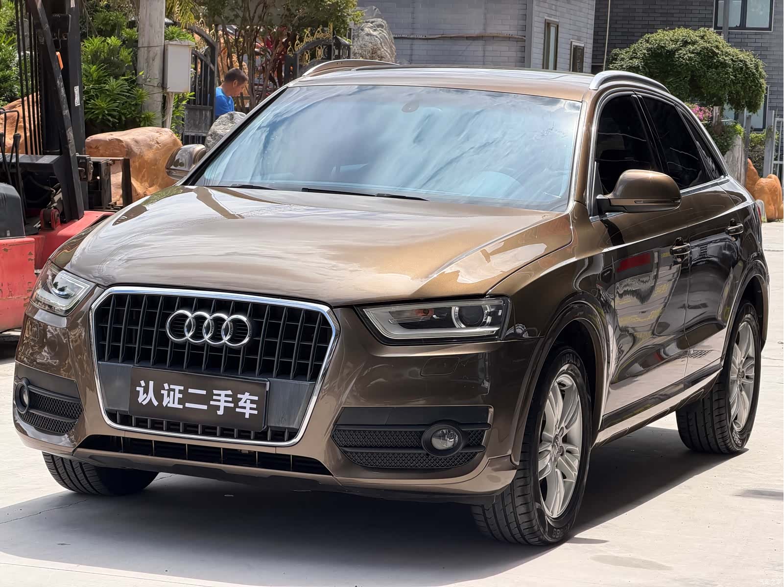 Audi Q3, 2013 1