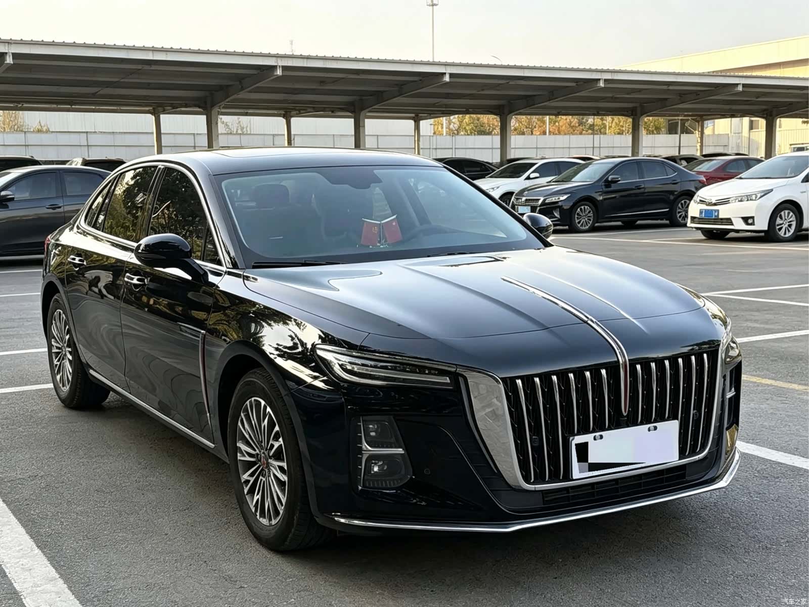 Hongqi H5, 2024 3