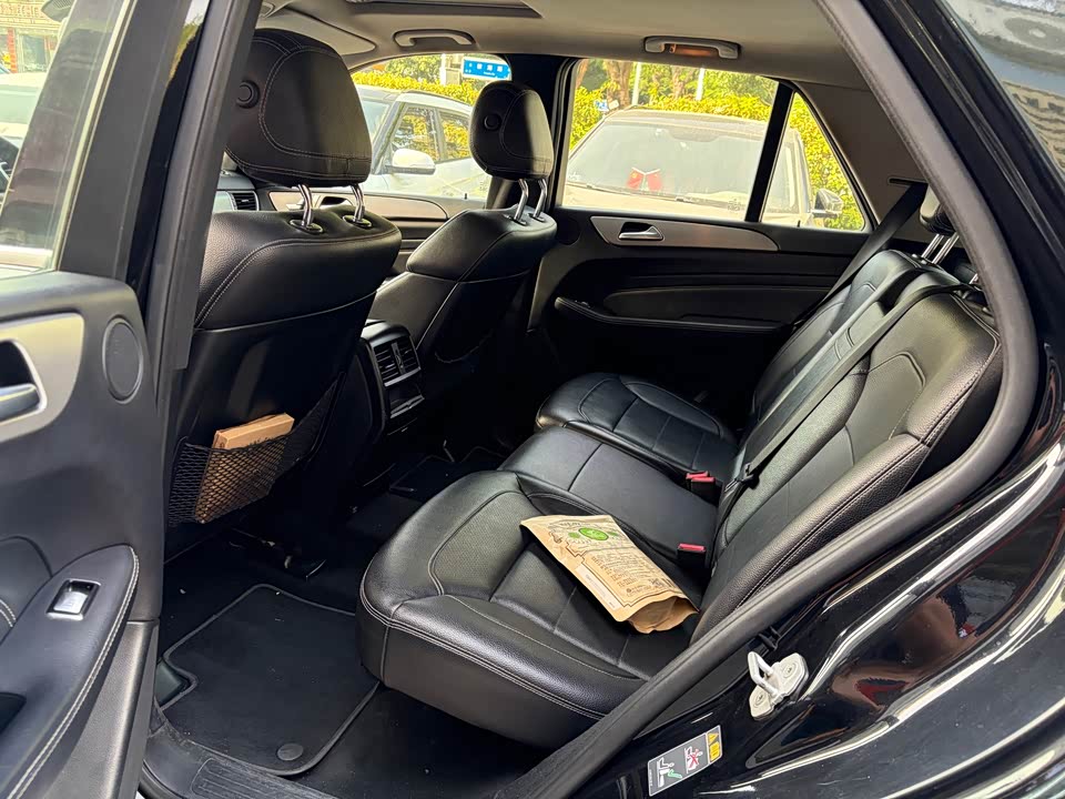 Mercedes-Benz M class