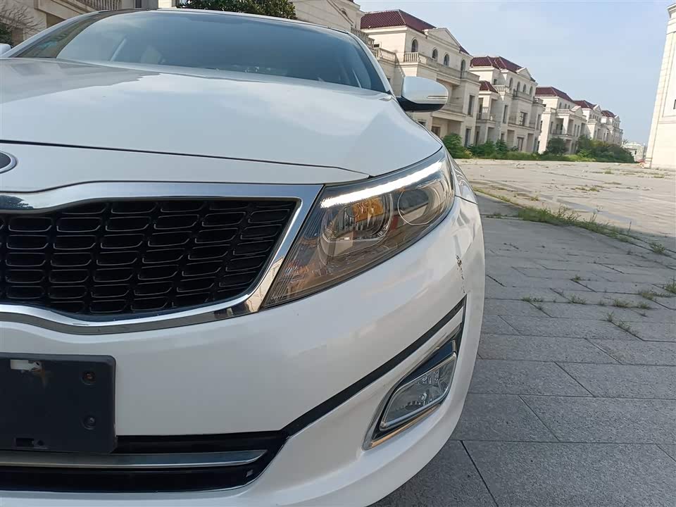 Kia K5 Kia K5