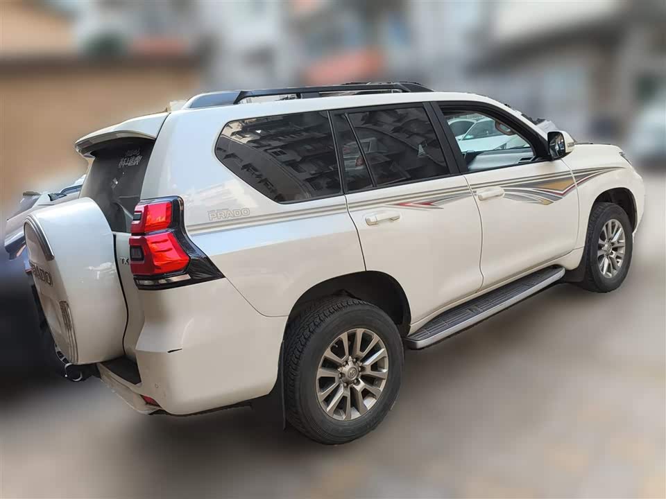 Toyota Prado