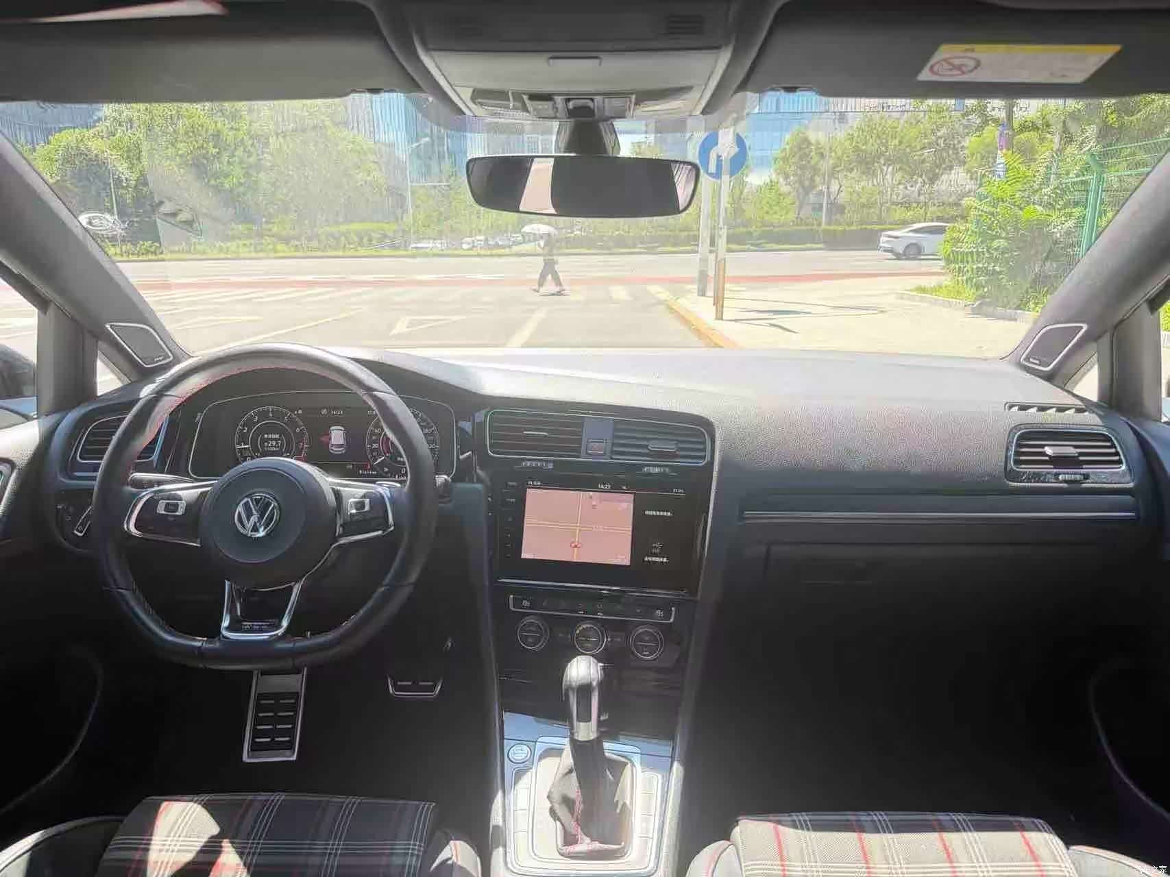 Volkswagen Golf, 2019 8