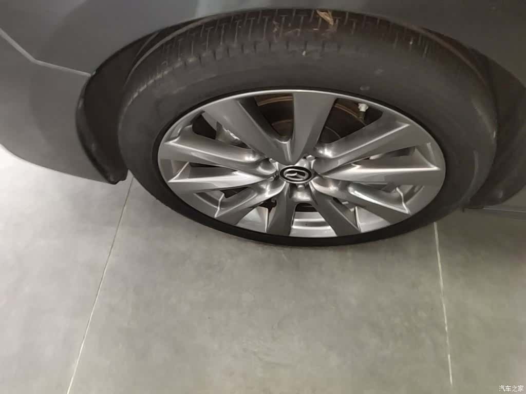 Mazda Mazda3, 2022 23