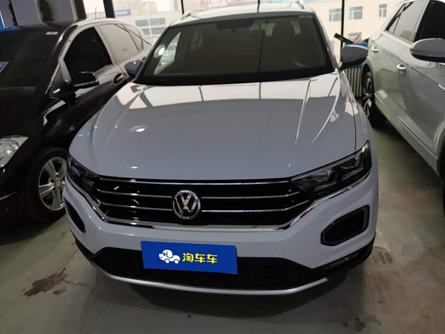 Volkswagen T-ROC exploring Songs