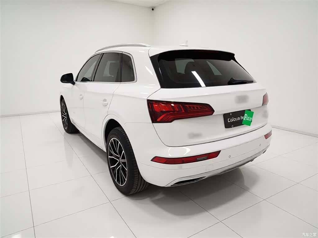 Audi Q5L, 2019 все фото