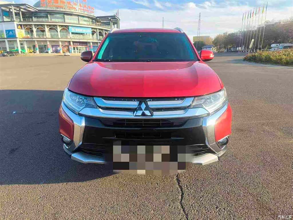 Mitsubishi Outlander, 2017 2