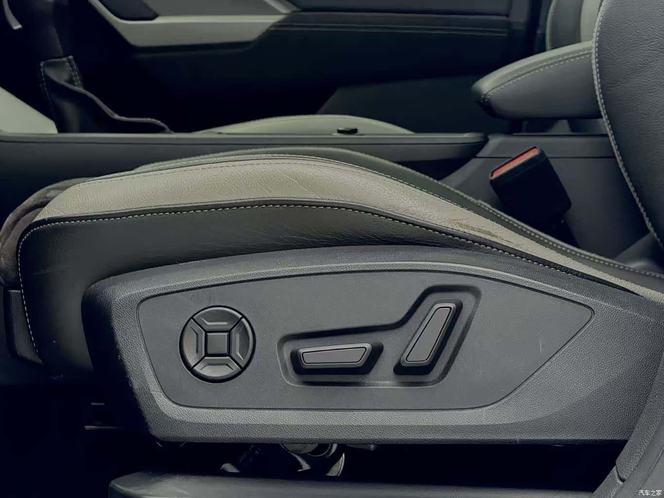 Audi Q3, 2021 10