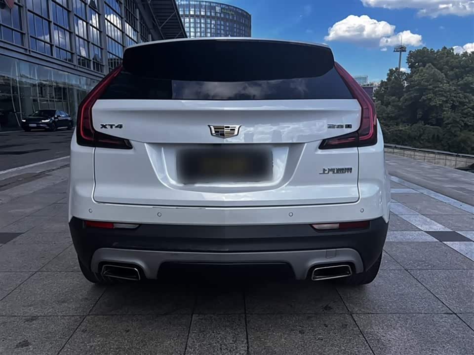 Cadillac XT4