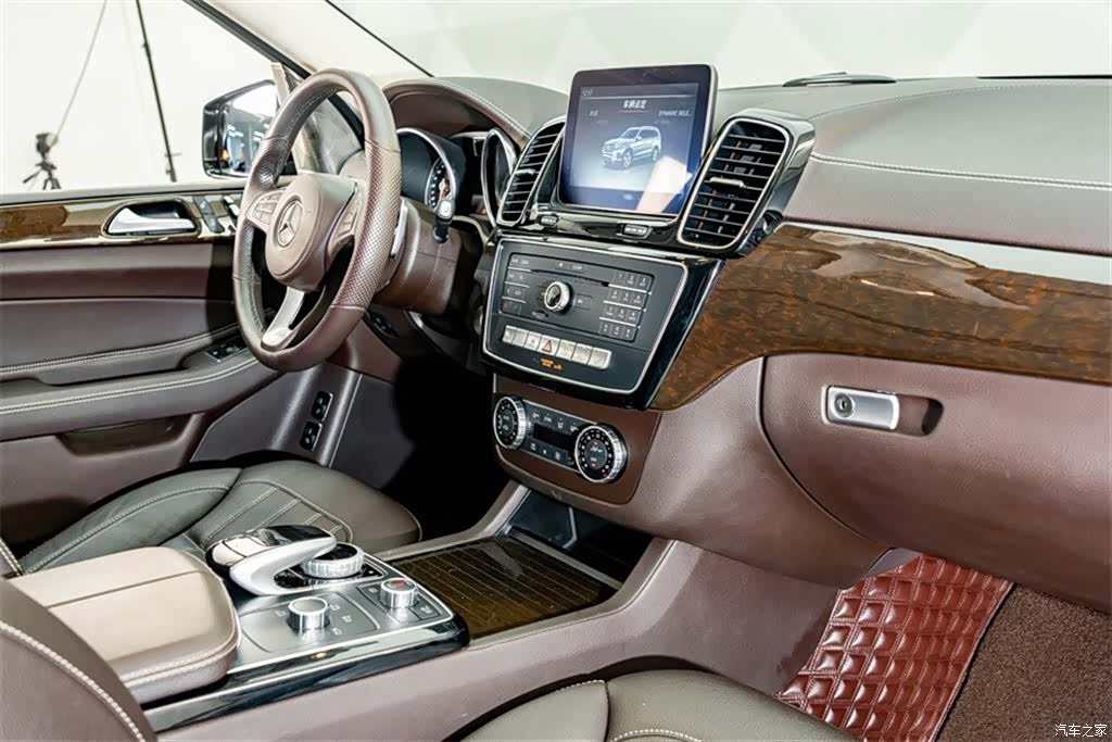 Mercedes-Benz GLS, 2019 19