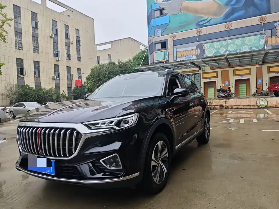 Hongqi HS5