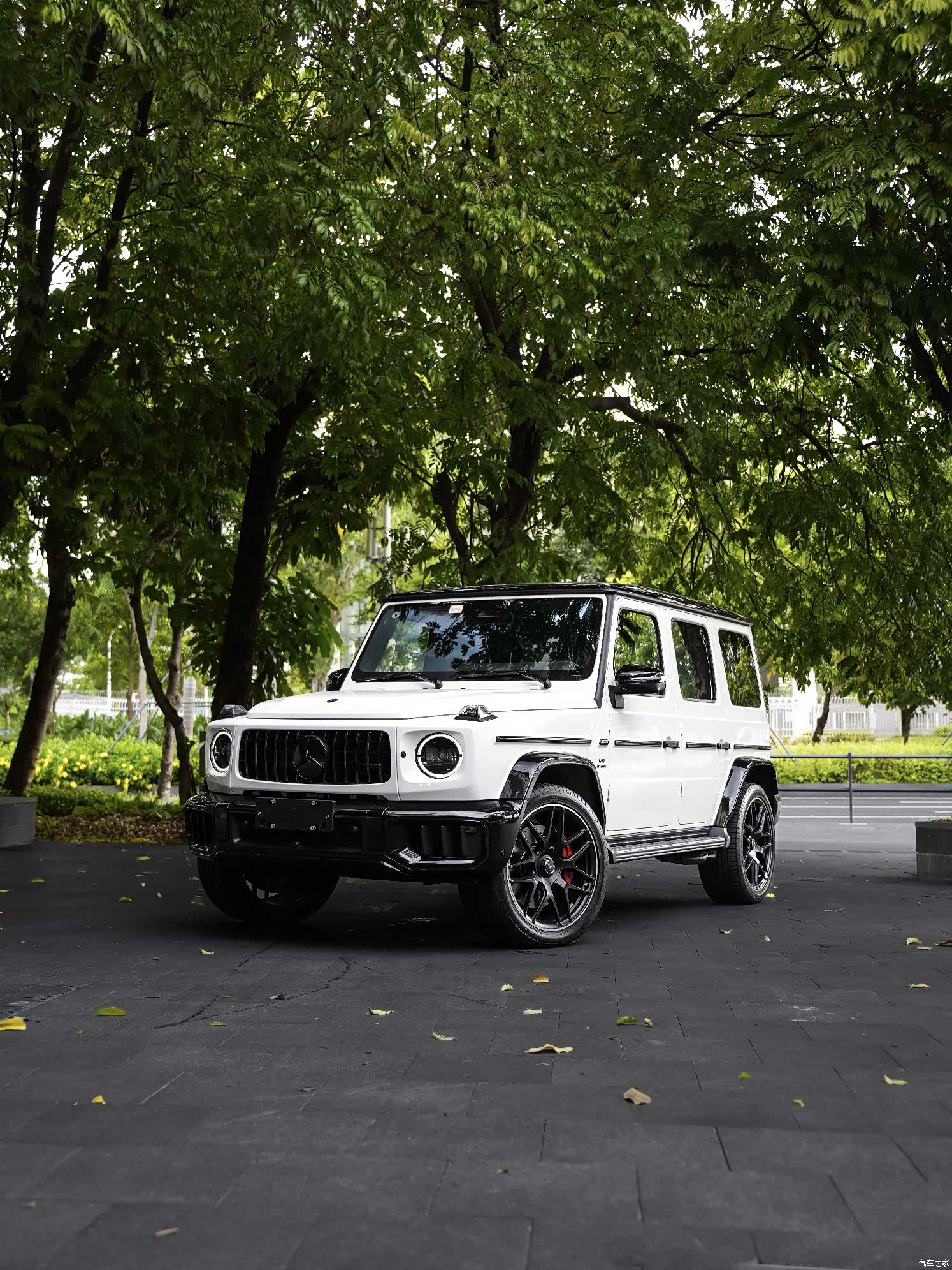 Mercedes-Benz G-Class, 2025 1