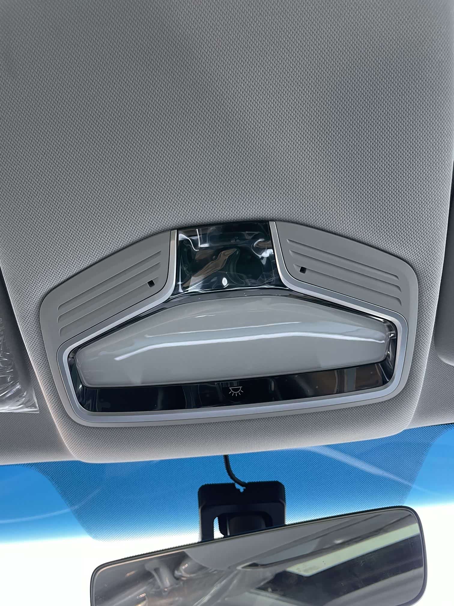 Geely Emgrand, 2024 21
