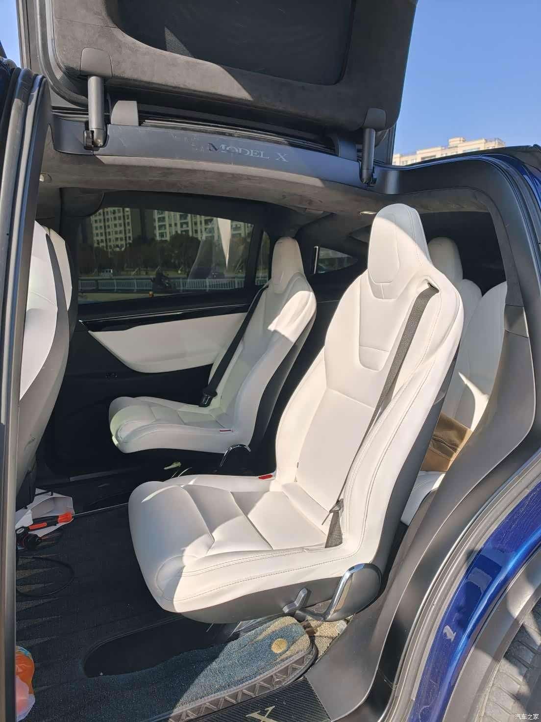 Tesla Model X, 2017 16