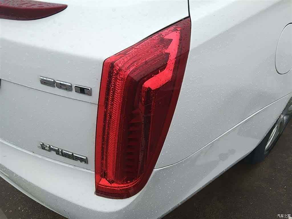 Cadillac XTS, 2017 8