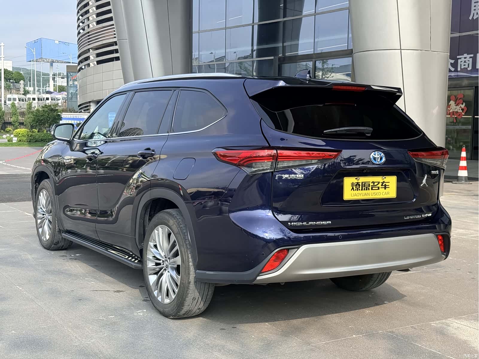 Toyota Highlander, 2022 все фото