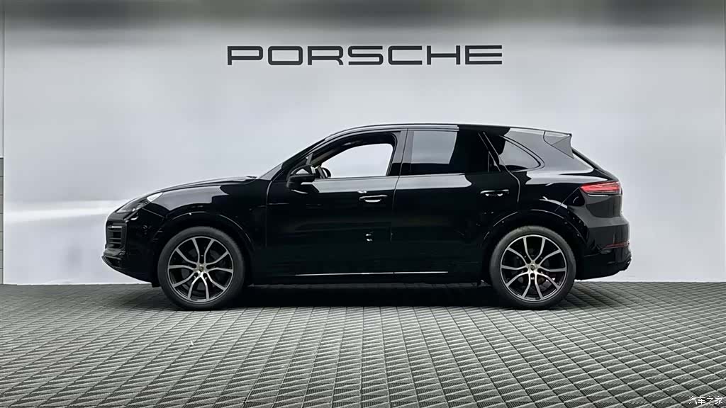 Porsche Cayenne, 2023 4