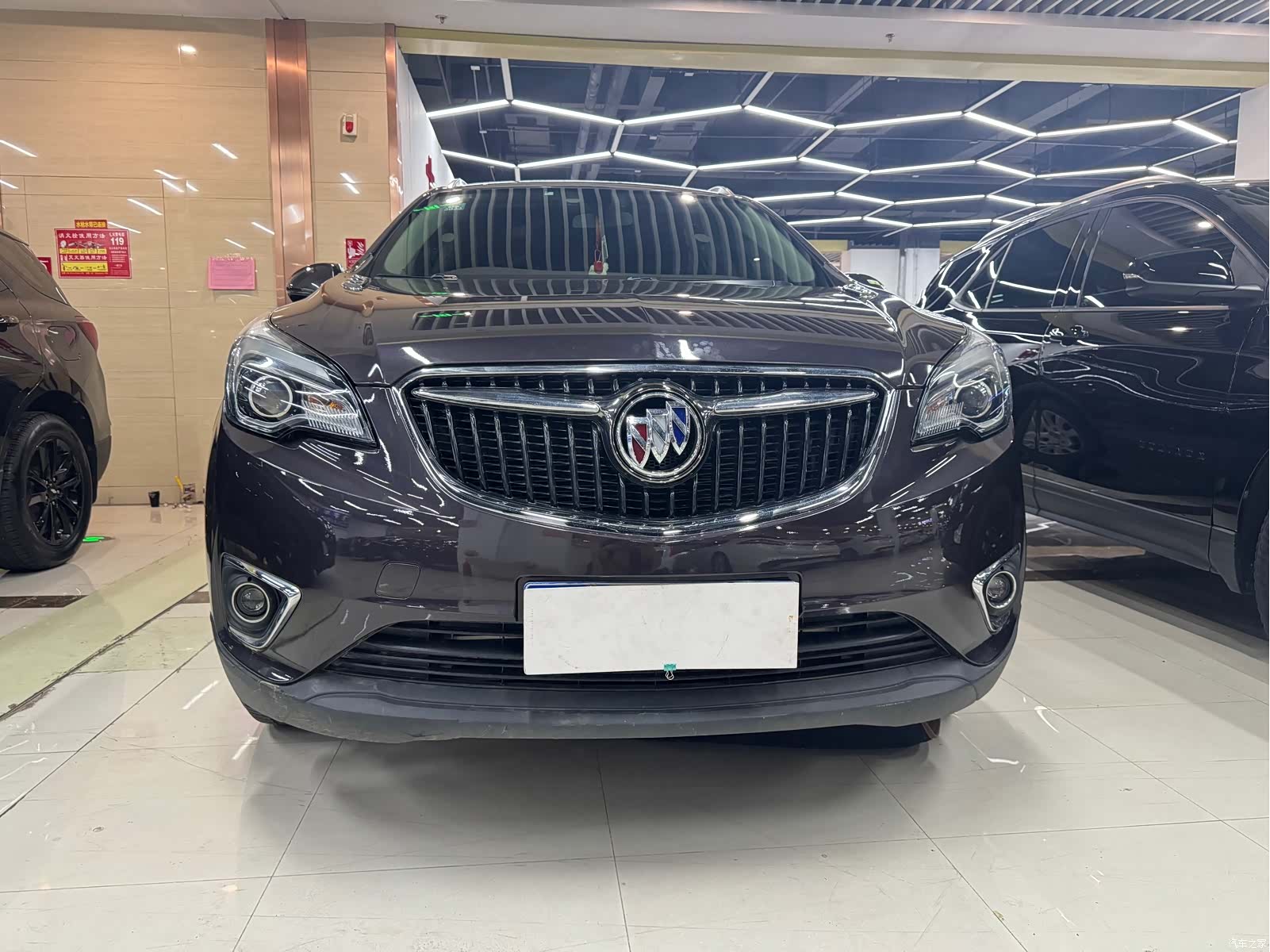 Buick Envision Plus, 2018 3