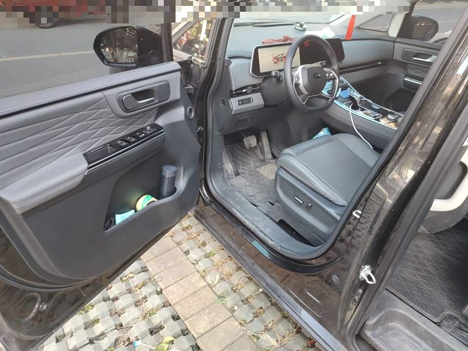 JAC Refine Ruifeng RF8