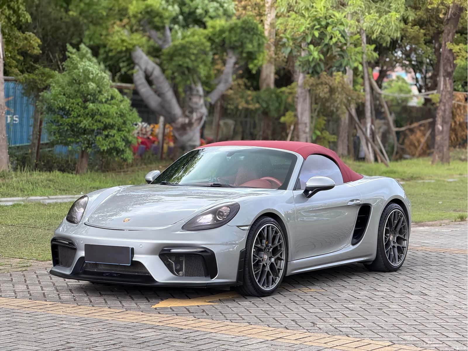 Porsche Boxster, 2016 1