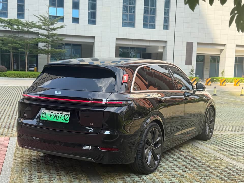 Li Auto Ideal L7