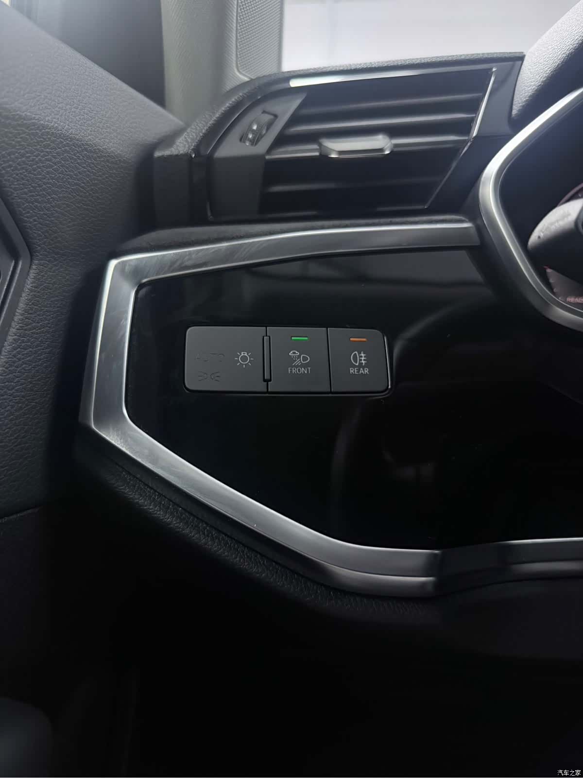 Audi Q3, 2022 12