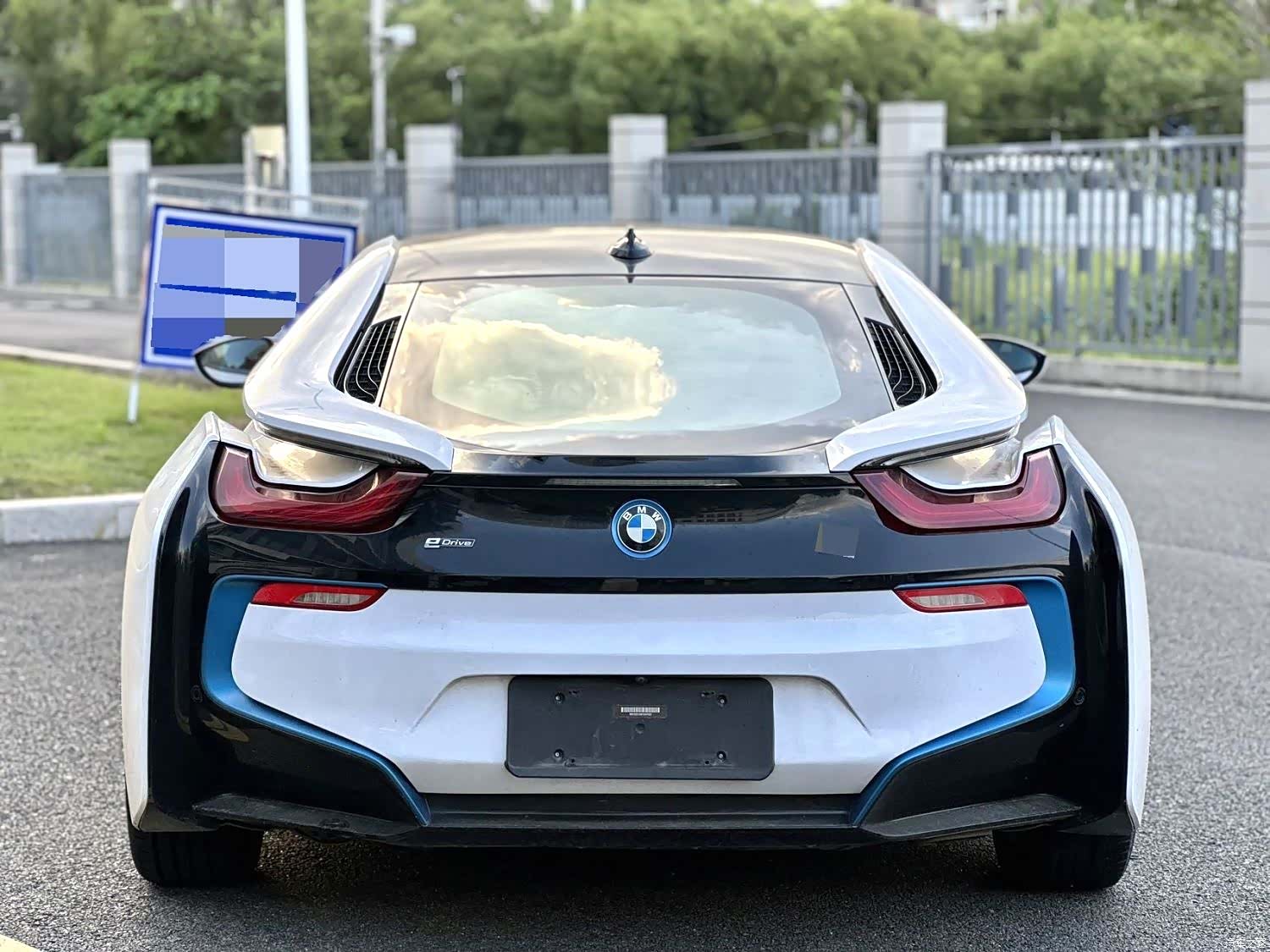 BMW i8, 2016 8