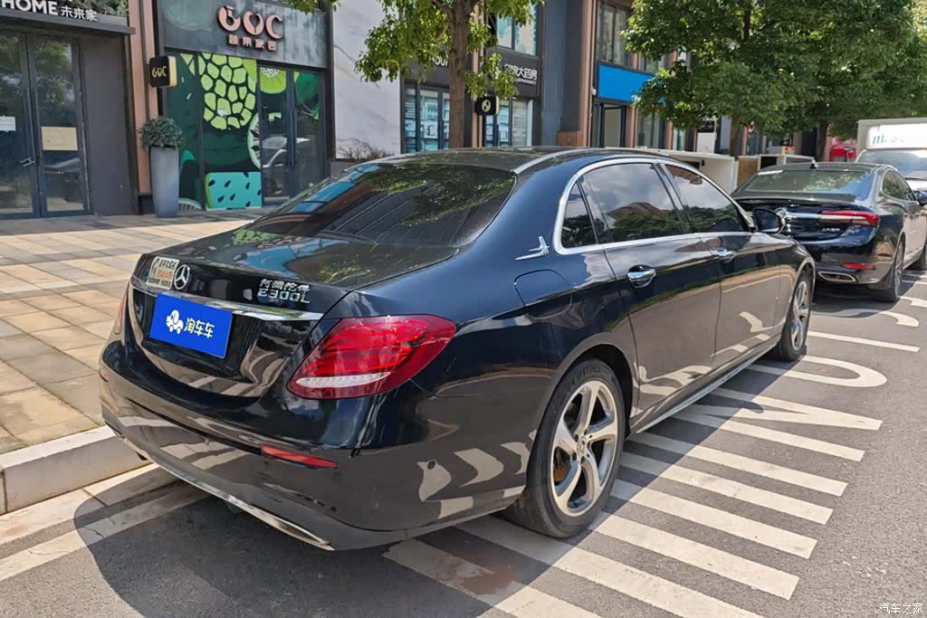 Mercedes-Benz E-Class, 2018 3
