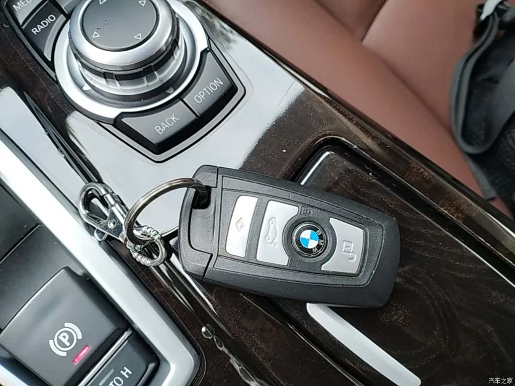 BMW 5 Series, 2017 9