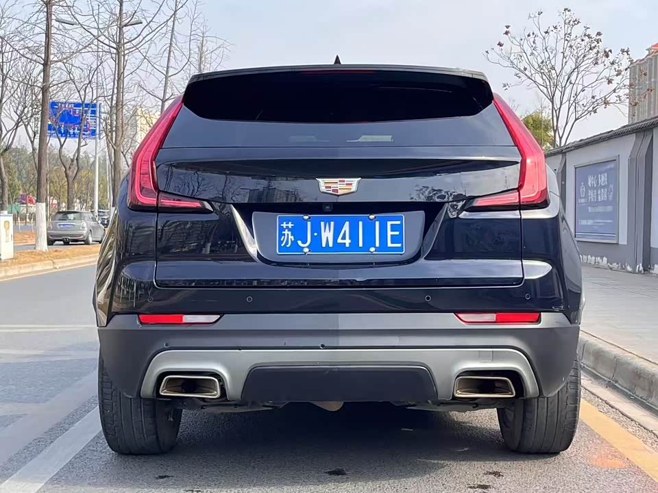 Cadillac XT4