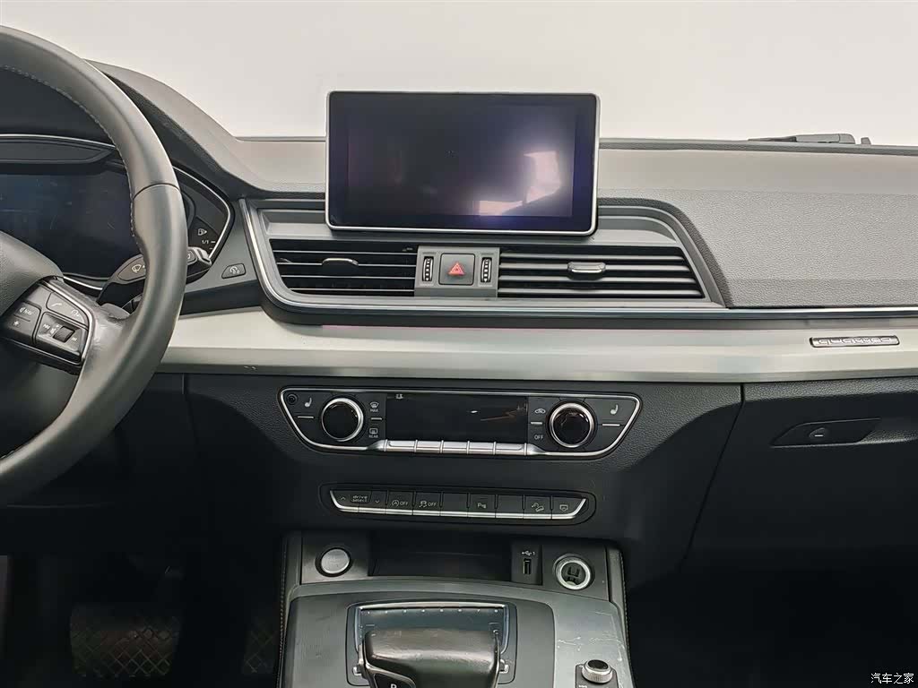 Audi Q5L, 2020 12